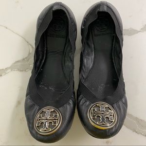 Tory Burch Caroline Flats in Black